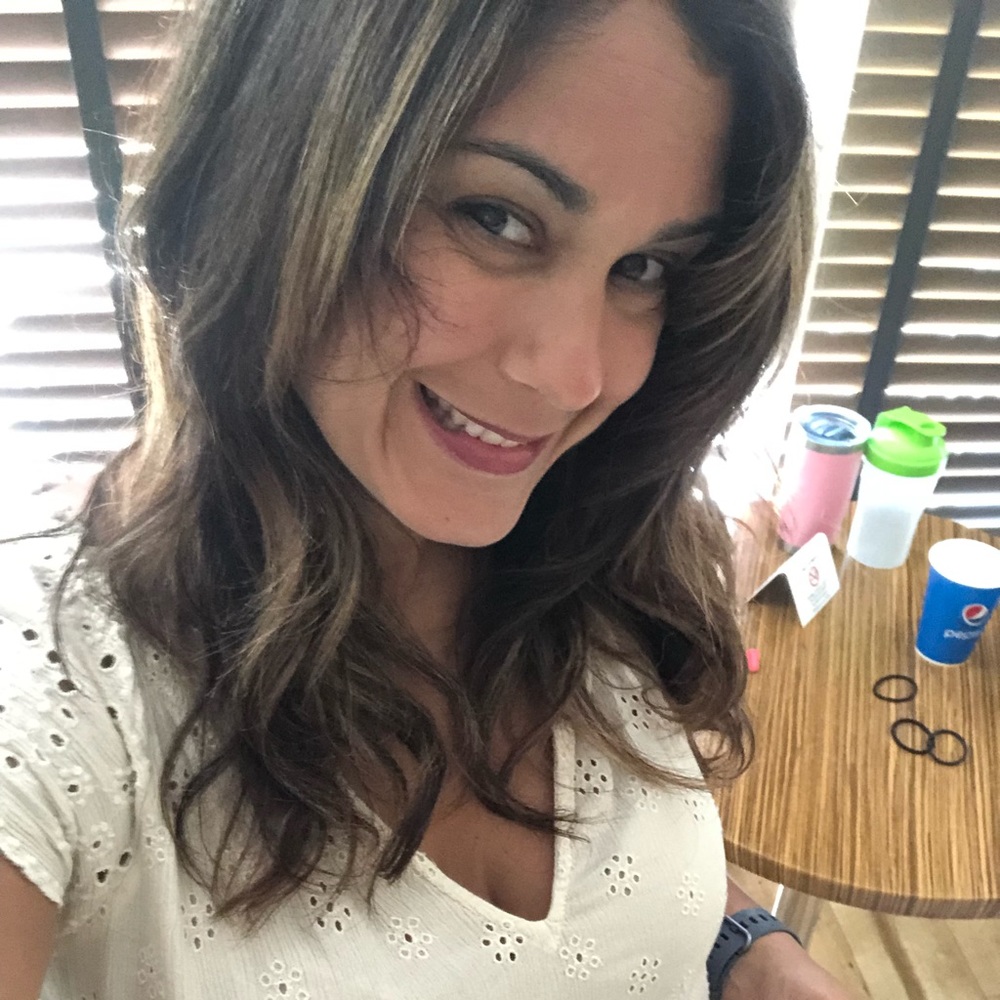 Meet your Posher, Nilsa